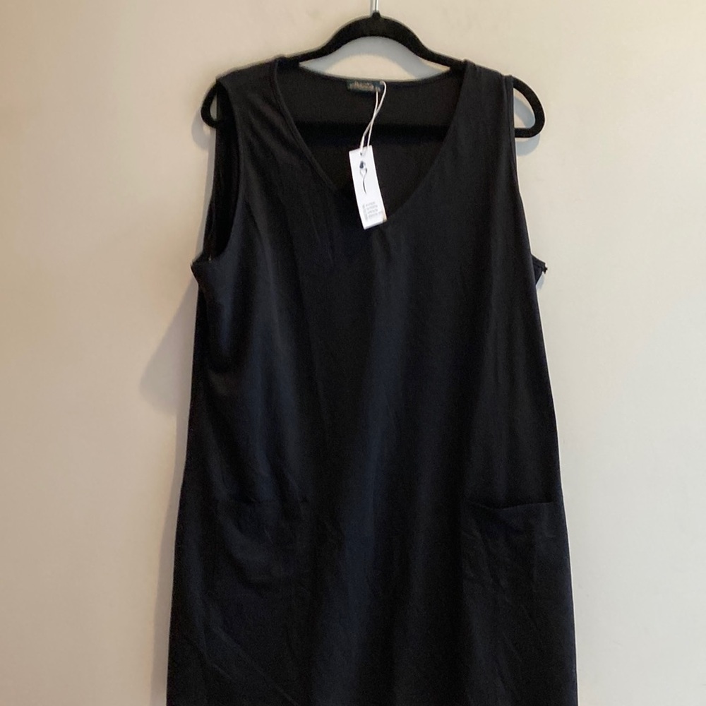 Black Boxy Relaxed Midi Dress